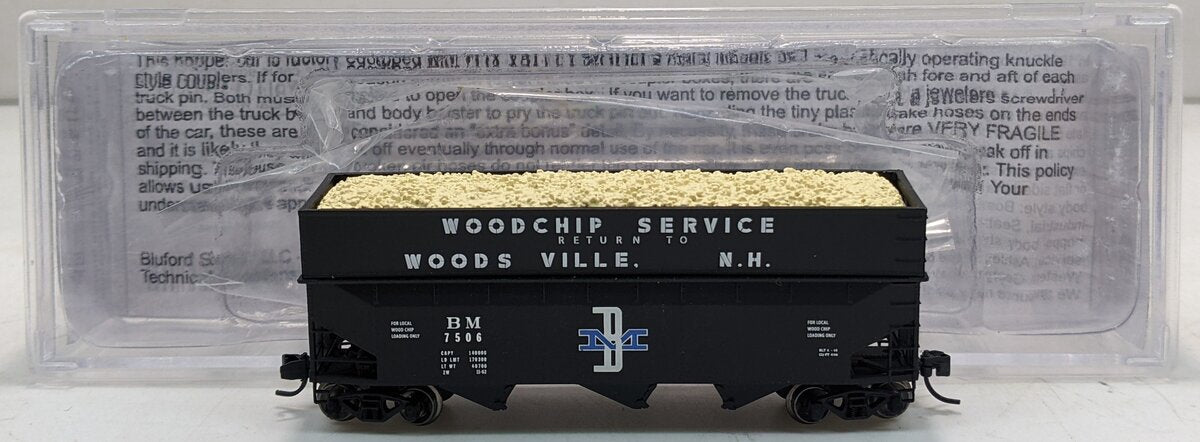 Bluford Shops 16011 N Scale Boston & Maine Offset Side Hopper w/ Wood Chip Load