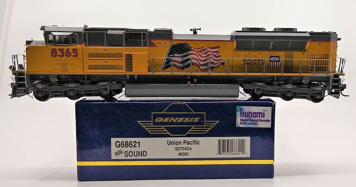 Athearn G68621 HO Union Pacific SD70ACe Diesel Locomotive w/DCC & Sound #8365