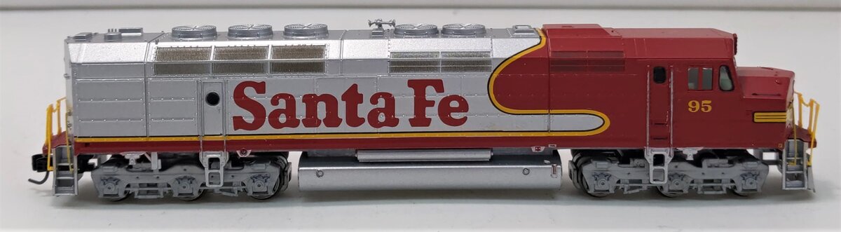 Athearn 22360 N Santa Fe FP45 Diesel Locomotive w/DCC & Sound #95