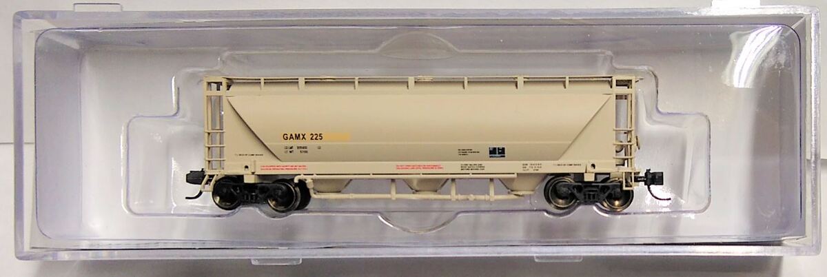 Trainworx Inc 23003-02 N ScaleGAMX North American Car Covered Hopper #225