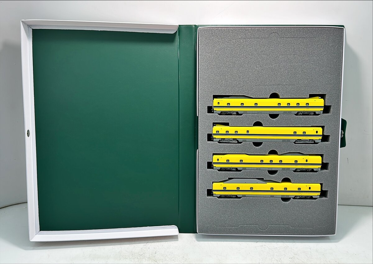 Kato 10-897 N 923 Doctor Yellow 4 Car Add-on Set