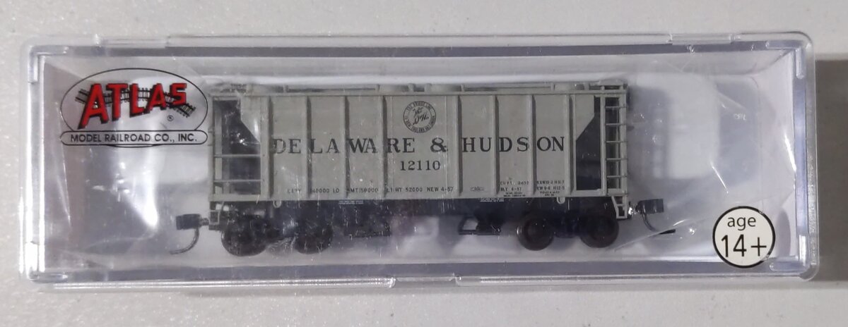 Atlas 31973 N Scale Delaware & Hudson PS-2 Hopper #12110