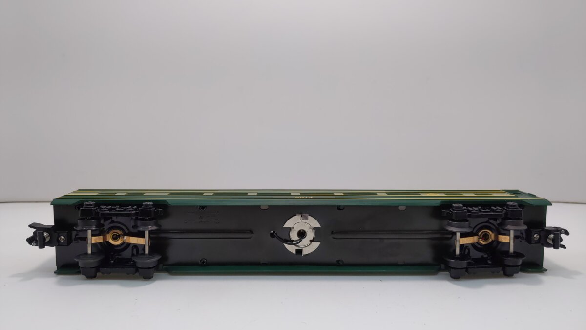 American Flyer 6-49948 S Scale Erie Streamliner Full Vista Dome Car