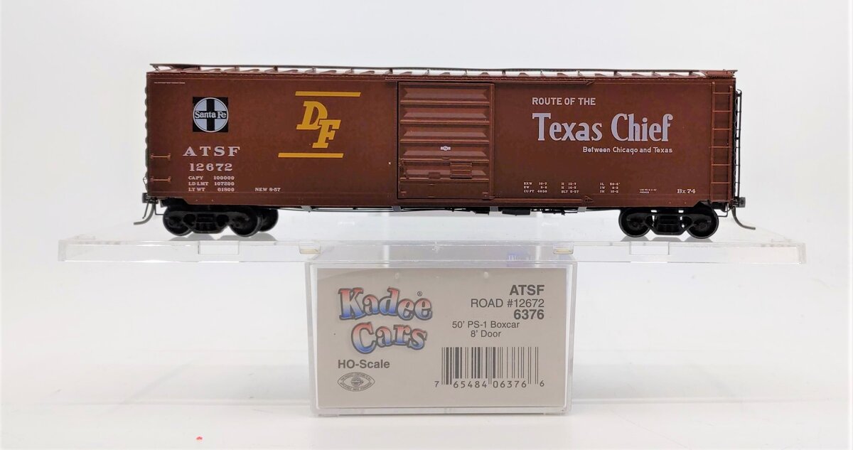 Kadee 6376 HO Atchison, Topeka & Santa Fe PS-1 50' Boxcar #12672