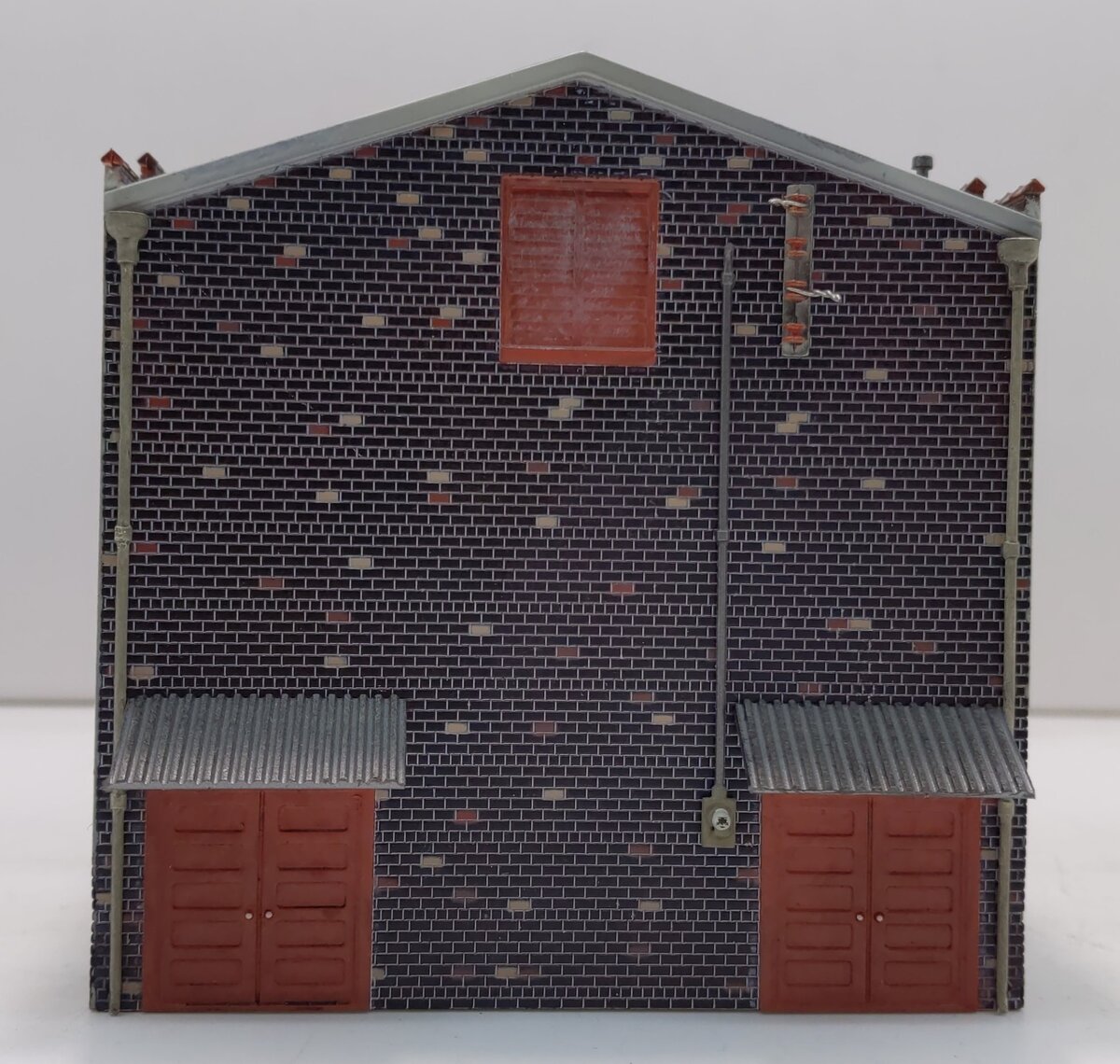 Woodland Scenics BR5054 HO Scale Built-&-Ready Theatre with Lighting Building