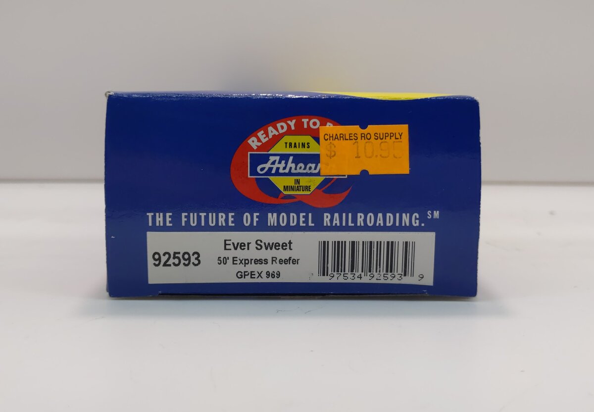 Athearn 92593 HO Ever Sweet 50' Express Reefer #969