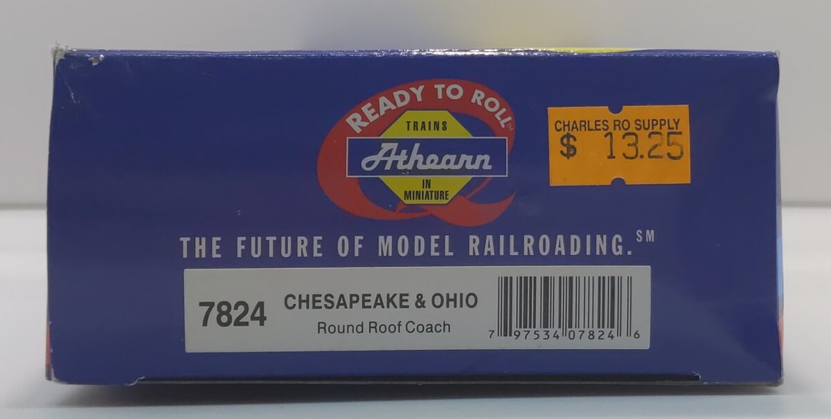 Athearn 7824 HO Scale C&O Round Roof Coach Car #816