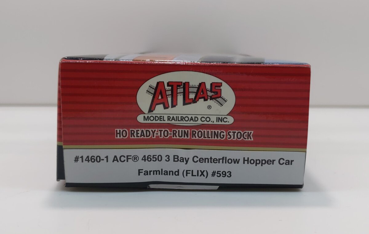 Atlas 1460-1 HO Farmland (FLIX) 3-Bay Centerflow Hopper #593
