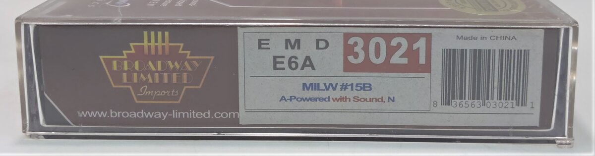 Broadway Limited 3021 N Milwaukee Road EMD E6A Diesel Locomotive #15B w/DCC
