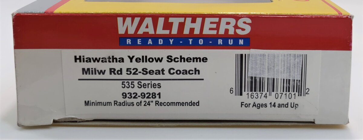 Walthers 932-9281 HO Scale Milwaukee Road Hiawatha Yellow 52-Seat Coach