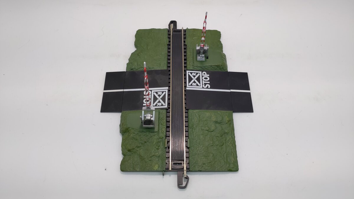 Bachmann 46220 HO Dual Crossing Gates