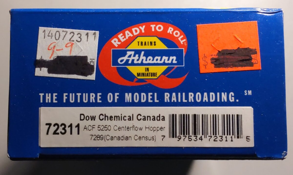 Athearn 72311 Canadian Census #7289 HO RTR ACF Centerflow Hopper