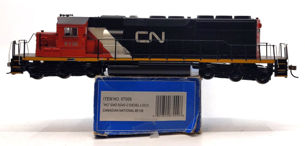 Bachmann 67009 HO Scale Canadian National SD40-2 Diesel #6136