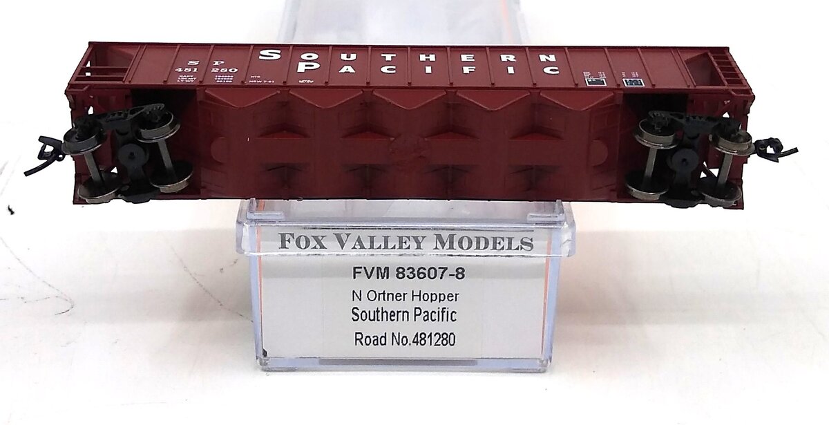 Fox Valley Models 83607-8 N SP Ortner 5 Bay Rapid Discharge Hopper #481280