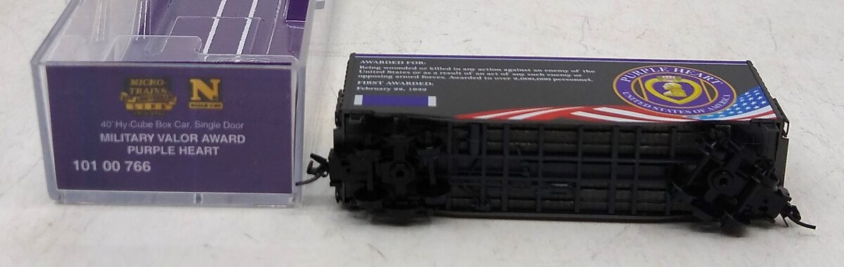 Micro-Trains 10100766 N Purple Heart Military Valor Award 40' Hy-Cube Box Car