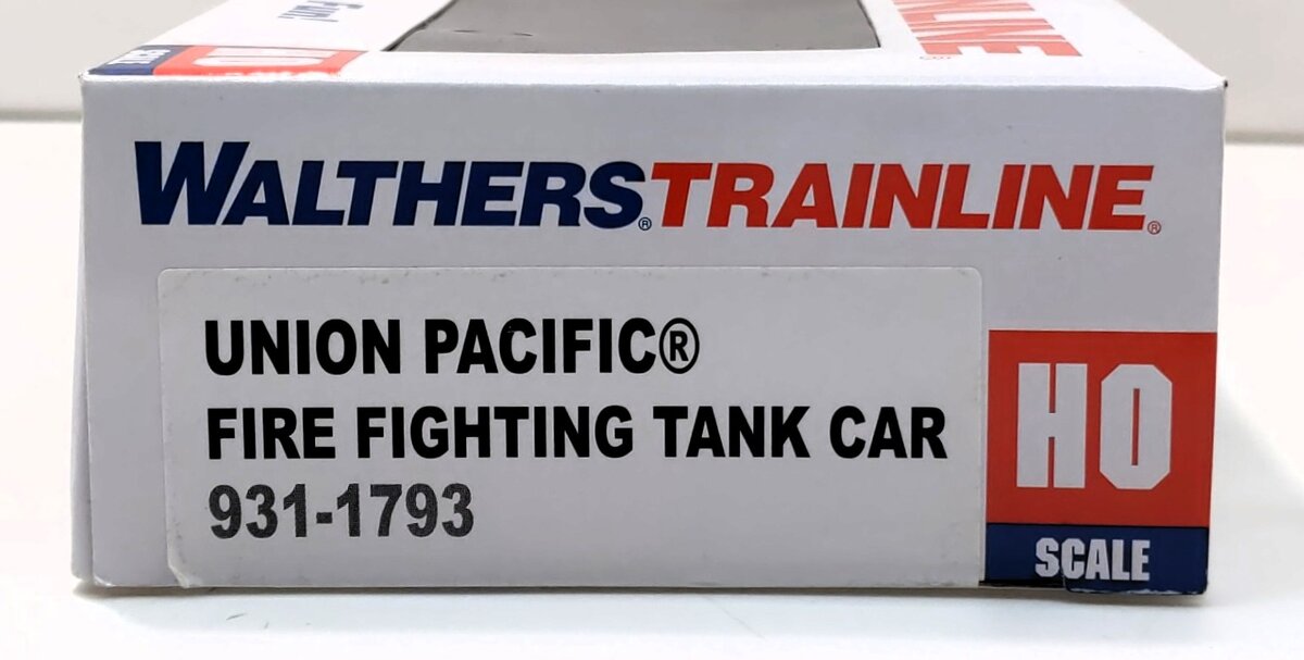 Walthers 931-1793 HO Union Pacific Firefighting Car #908814 - Ready to Run