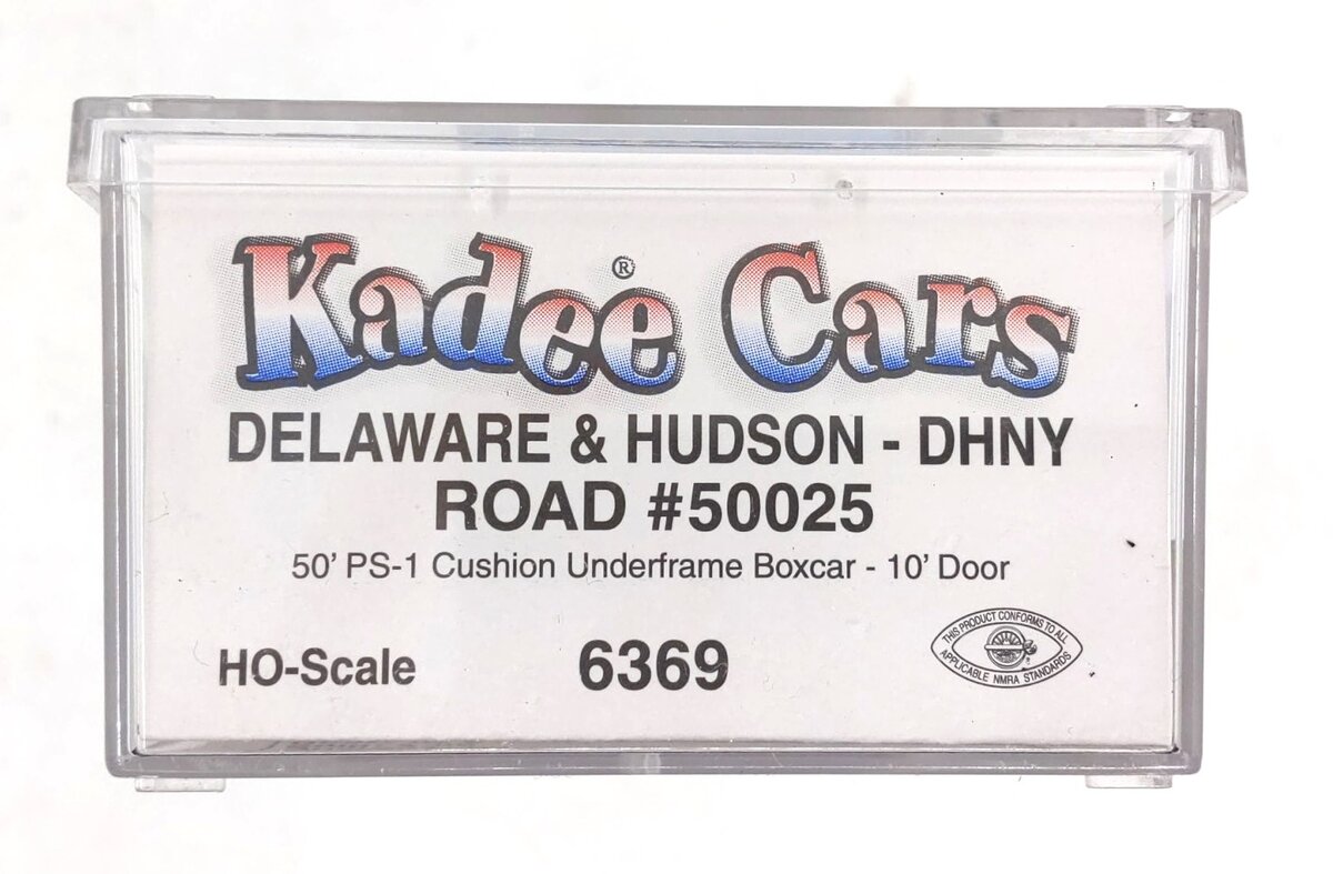 Kadee 6369 HO Delaware and Hudson 50' PS-1 Box Car with 10' Door #50025