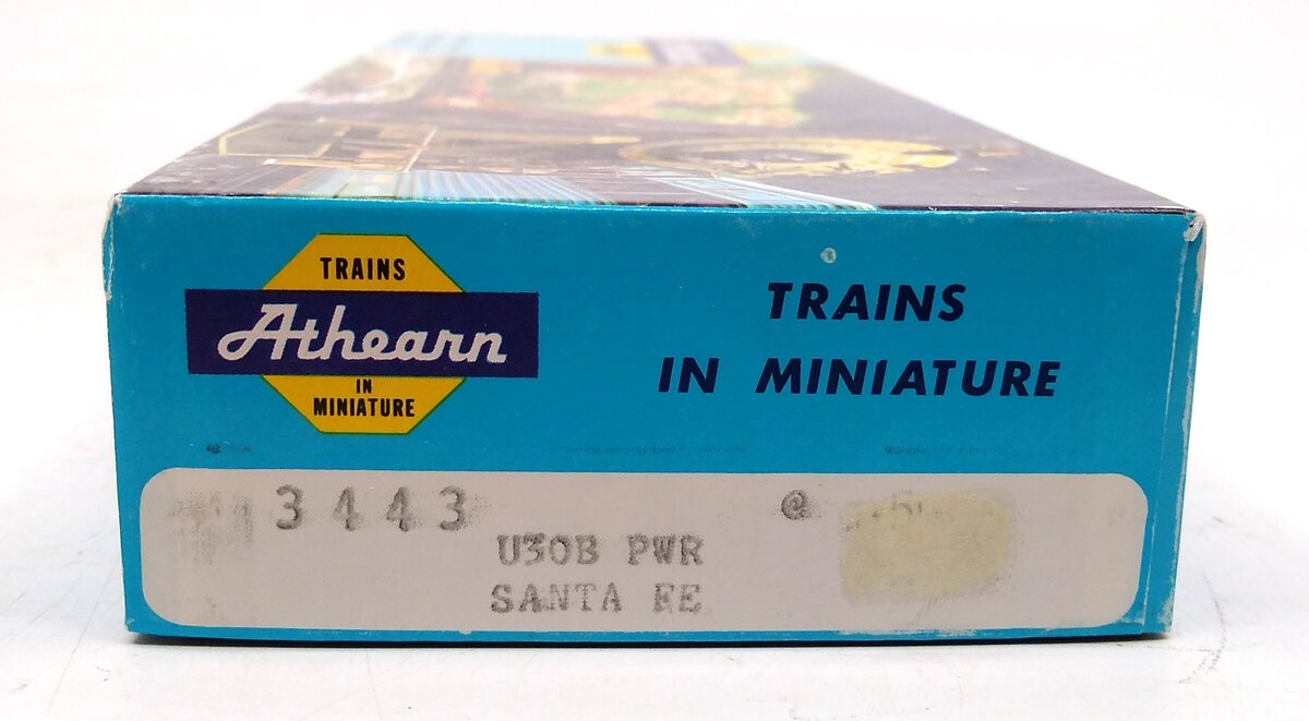Athearn 03443 HO Scale Santa Fe U30B Powered Diesel Locomotive #6330