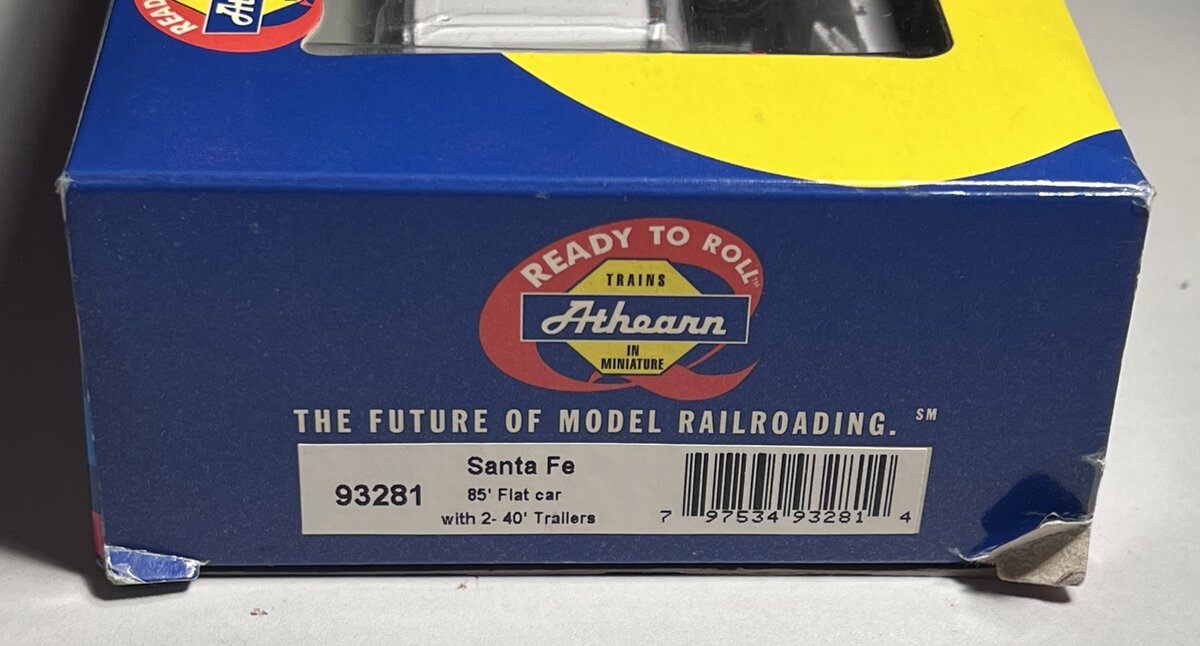 Athearn 93281 HO Santa Fe 85' Flat Car With 2-40' Trailers #89072