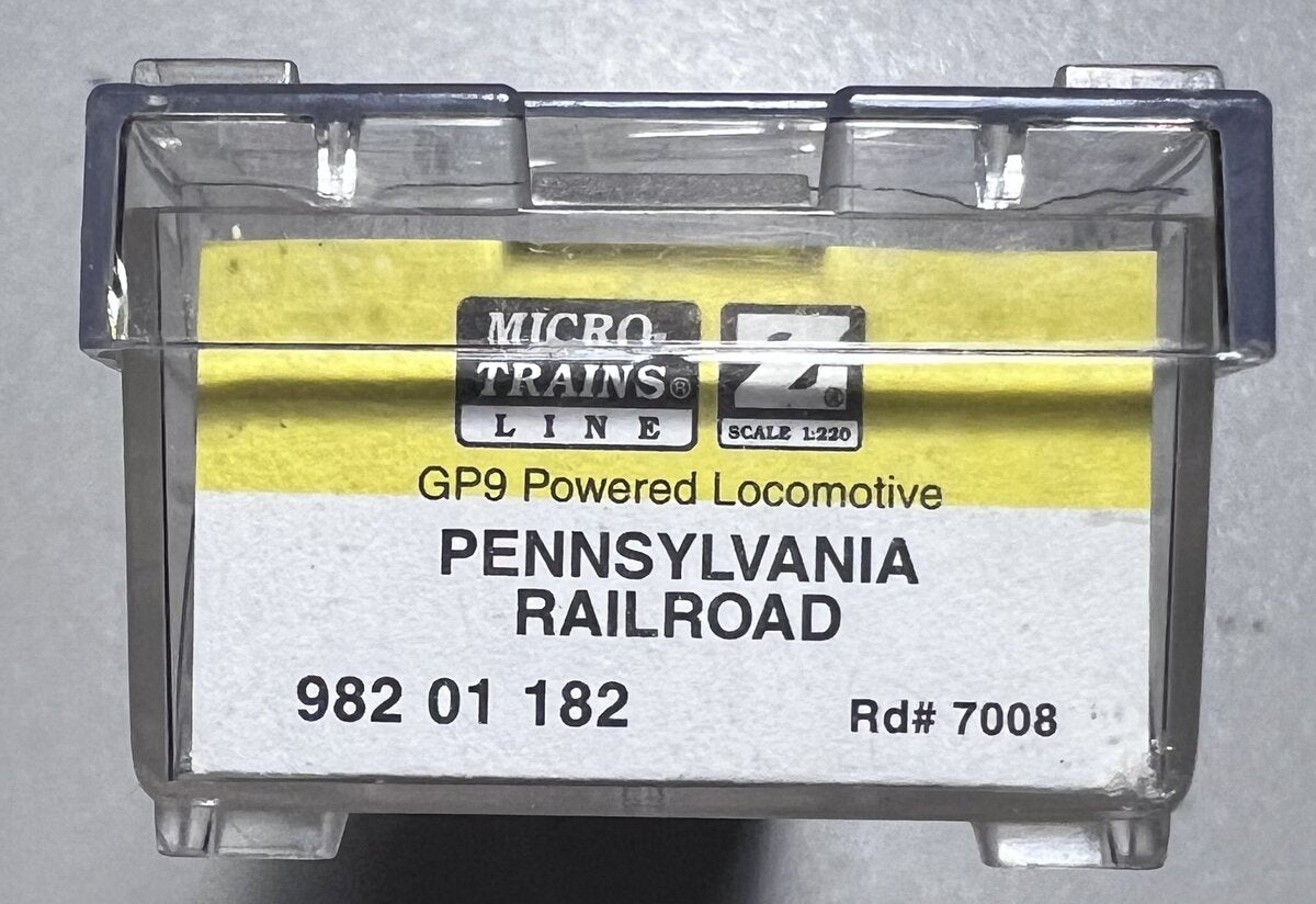 Micro-Trains 98201182 Z Pennsylvania EMD GP9 Powered Diesel Locomotive #7008