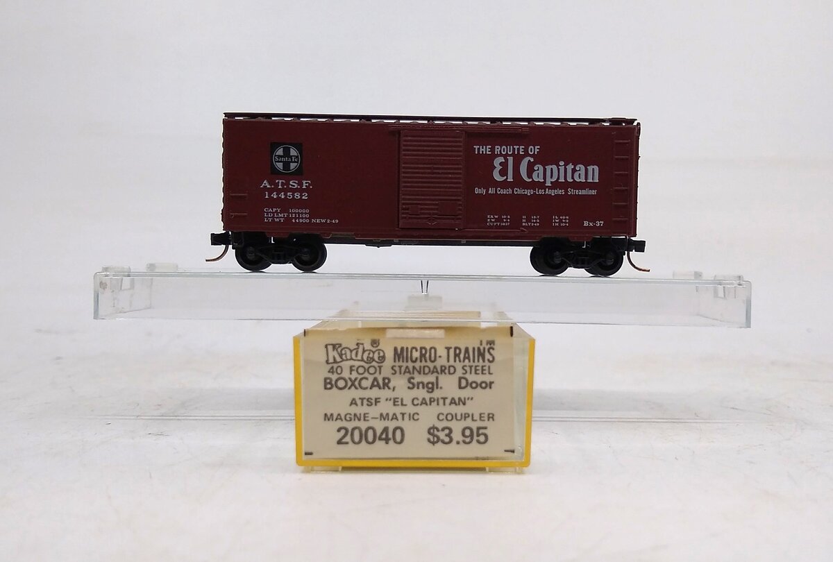 Micro-Trains 02000040 N ATSF El Capitan 40' Standard Single Door Boxcar #144582