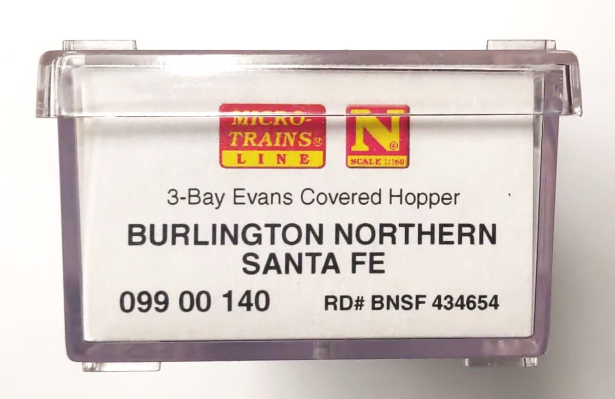 Micro-Trains 09900140 N Scale BNSF Evans 100-Ton 3-Bay Covered Hopper #434654