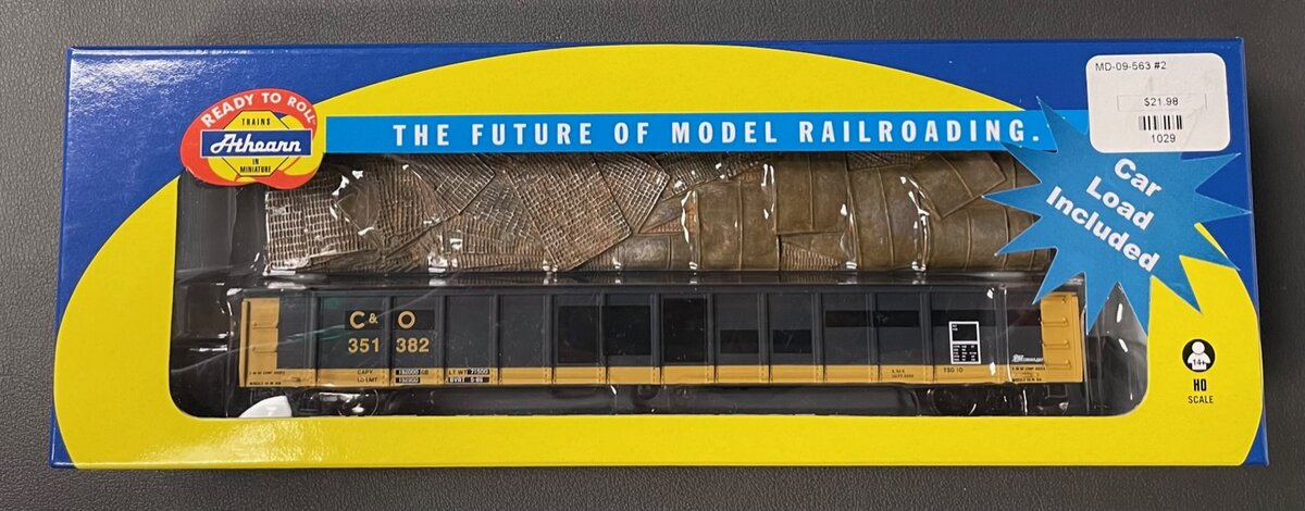 Athearn 96954 HO C&O RTR 52' Mill Gondola w/Scrap Load #351382