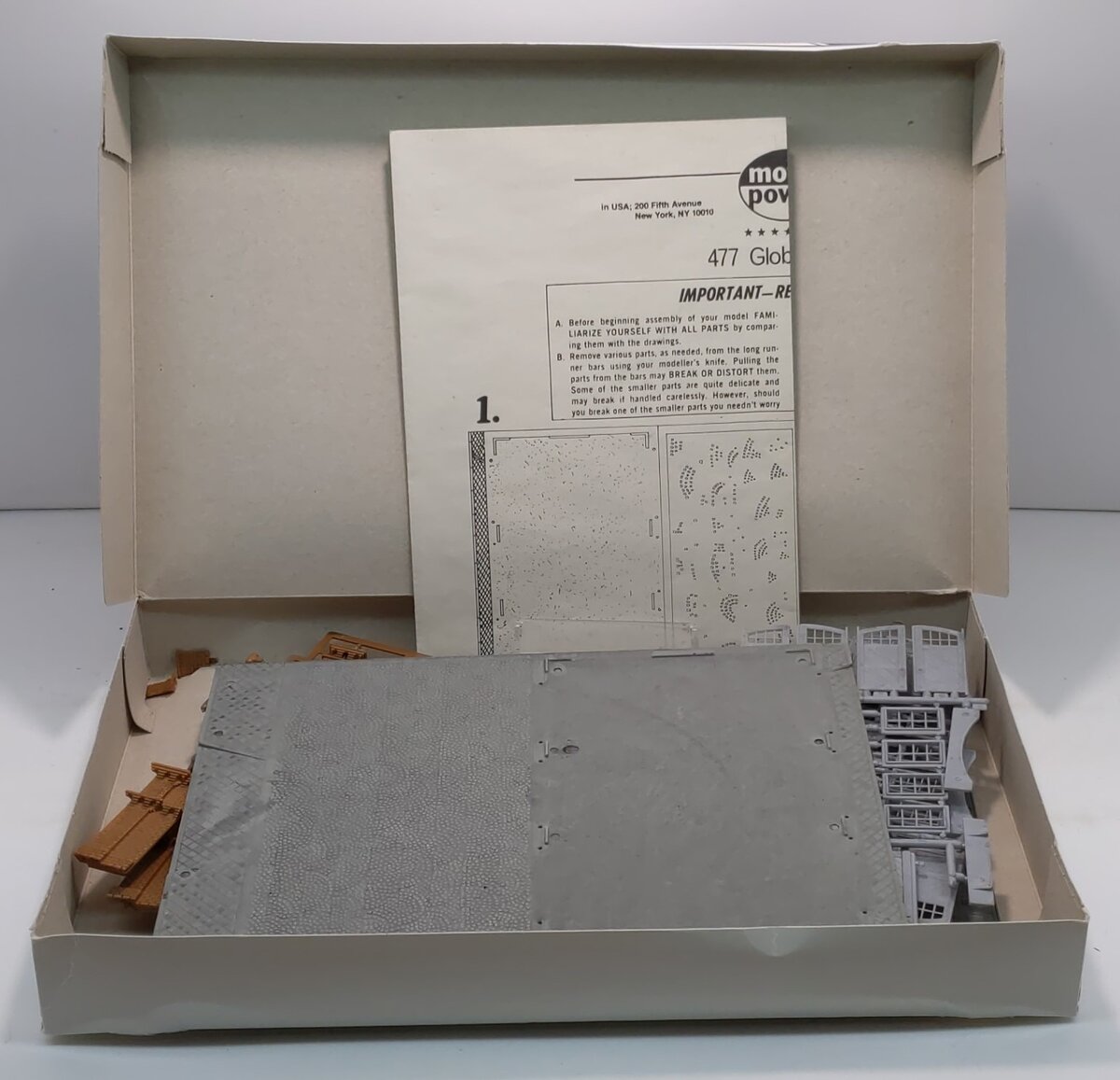 Model Power 477 HO Scale Globe News Building Kit