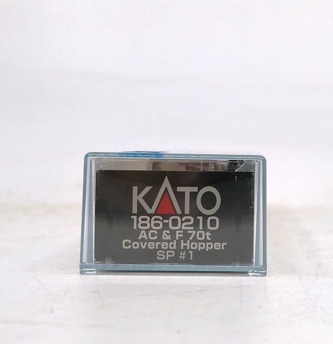 Kato 186-0210 N Scale Southern Pacific ACF 70T Covered Hopper (Set of 2)