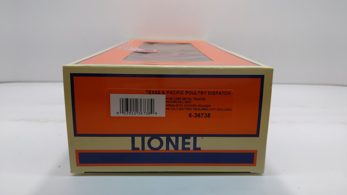 Lionel 6-36738 O Gauge Texas & Pacific Poultry Car w/ Sounds