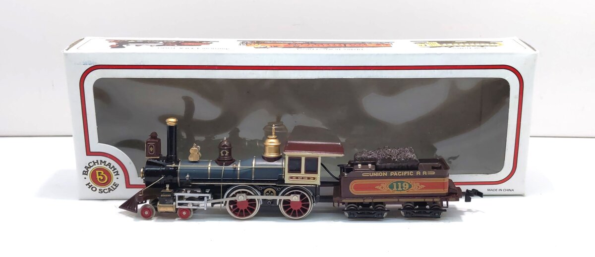 Bachmann 51101 HO Union Pacific 4-4-0 American Steam Locomotive & Tender #119