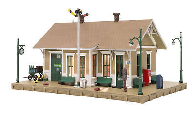 Woodland Scenics BR5023 HO Built-&-Ready Dansbury Depot Building