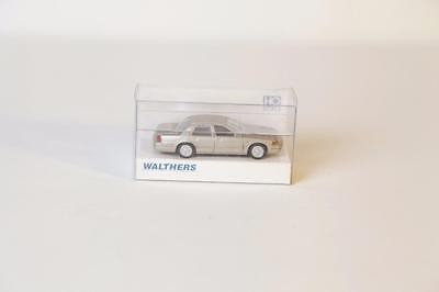 Walthers 933-1240 HO Ford Crown Victoria 1998