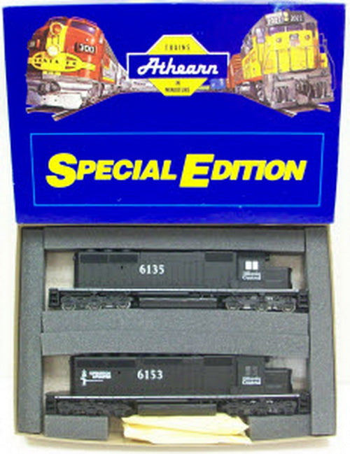 Athearn 2218 HO Illinois Central SD40-2 AA Diesel Locomotive Set #6135