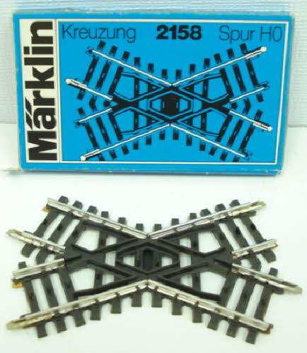 Marklin 2158 HO Scale Crossing