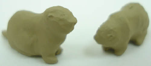 Arttista 1348 O Scale Two Beavers Pewter Figures