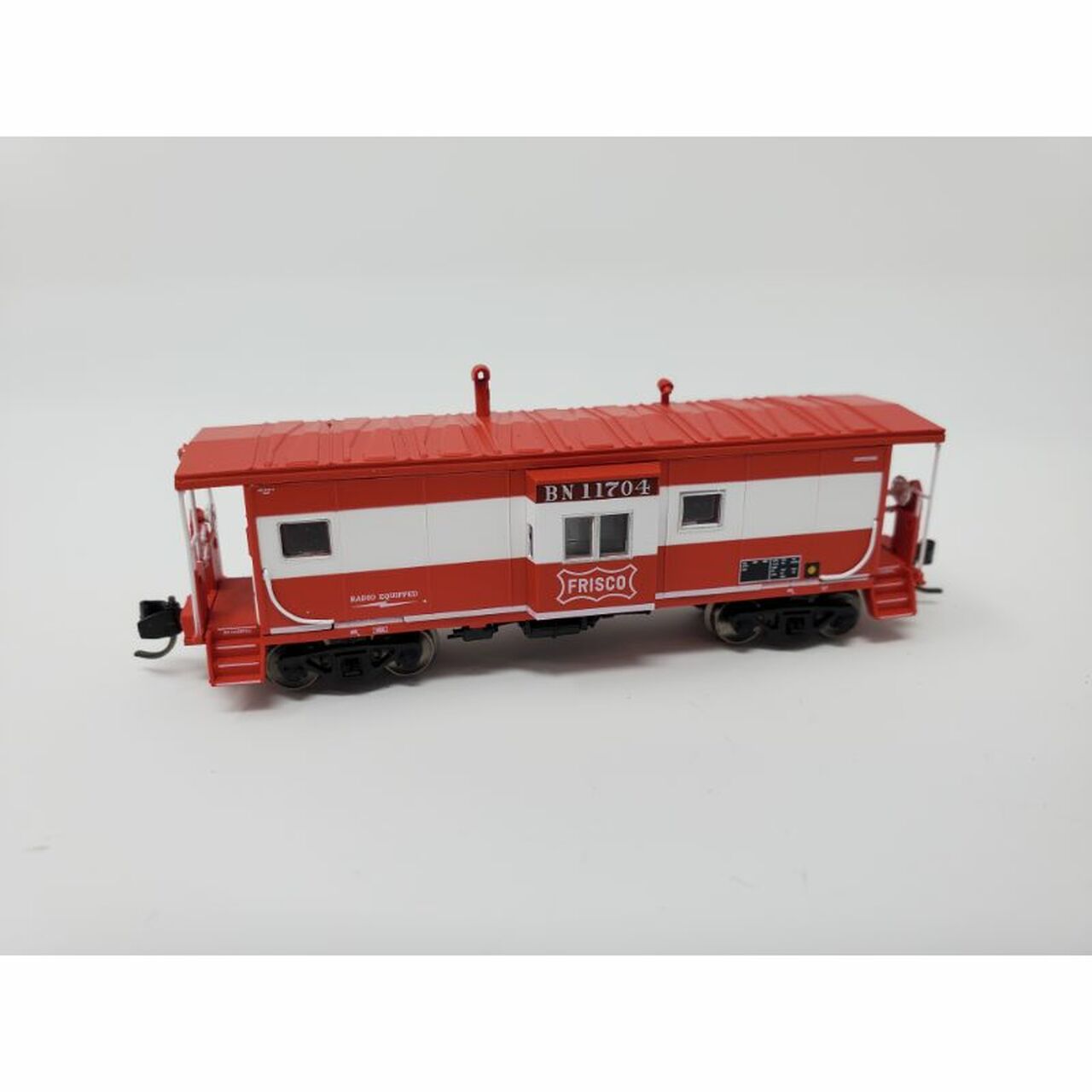 Bluford Shops 44200 N Burlington Northern ICC Bay Window Caboose #11704
