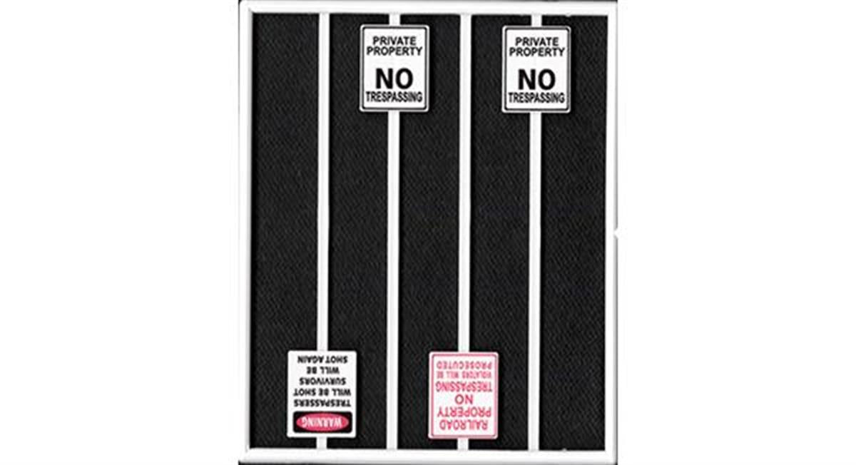 Tichy 2101 O No Trespassing Signs (Pack of 8)