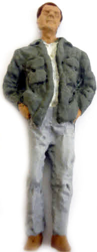 Arttista 1122 O Scale Standing Man Pewter Painted Figure