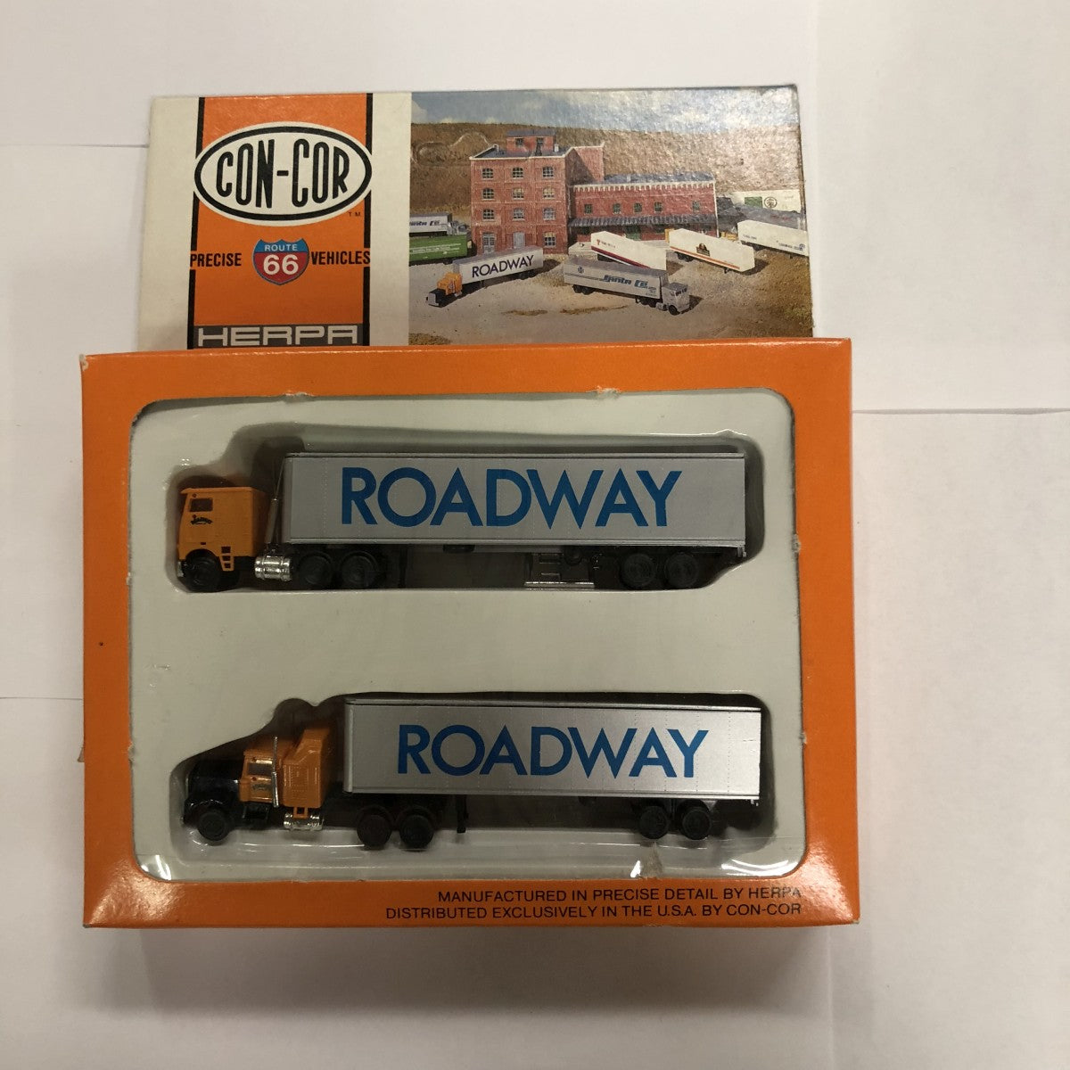 Con-Cor 0004-003002 N Scale 1:160 Roadway Tractor with Trailer 2-Pack