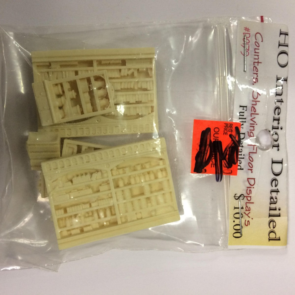 Model Tech Studios D0179 HO Counters, Shelving, Floor Display's