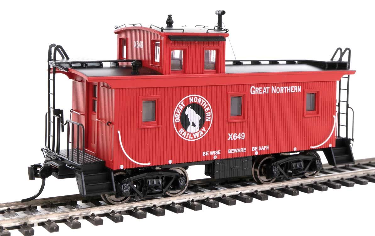 Walthers 920-103464 HO Great Northern DM&IR Class G2 Wood Caboose