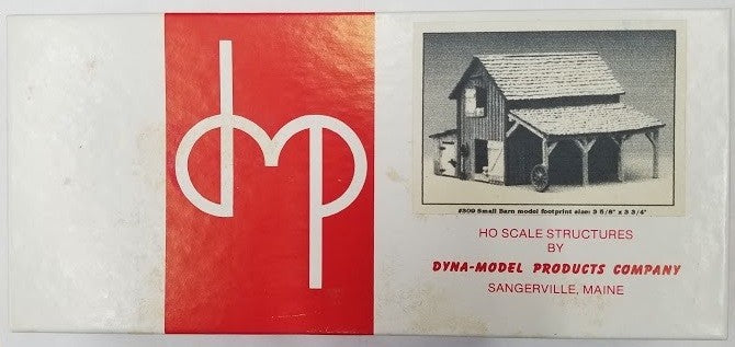 Dyna-Model 309 HO Scale Small Unpainted Barn Painted Accessories Wood Kit