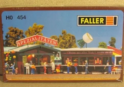 Faller 454 HO Wine and Toffee Apples Concession Booths Building Kit