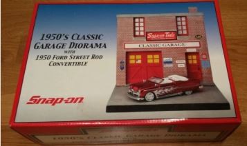 Snap-On SSX07T116Q2 1950s Garage Diorama w/ Ford Strt Rod Convertible