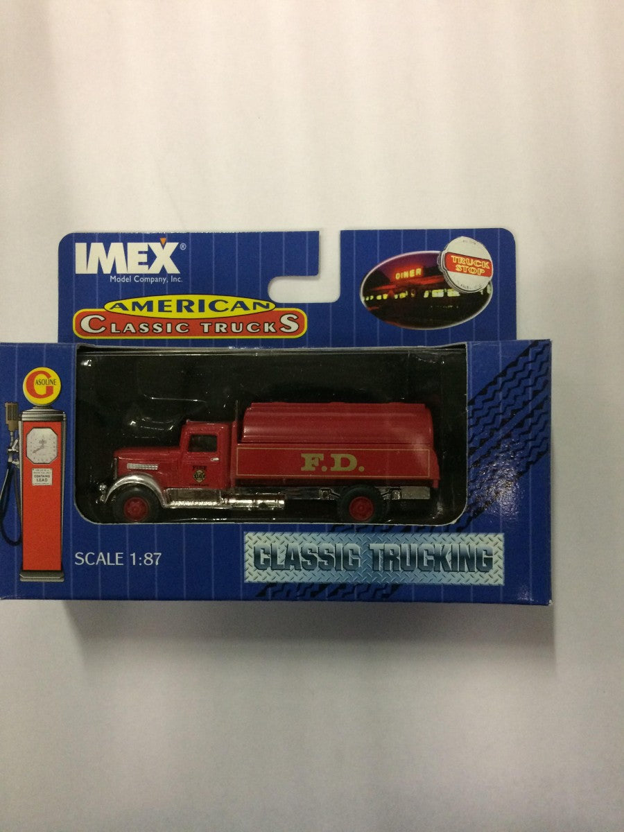 Imex 870040 HO Red Fire Department Peterbilt Water Tank Truck