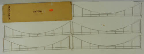 Marklin 7016 HO Catenary Cross Suspension