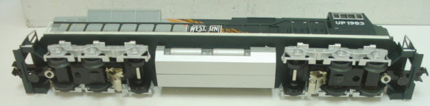 Williams 21811 O Gauge Western Pacific SD90 Powered Diesel Locomotive #1983