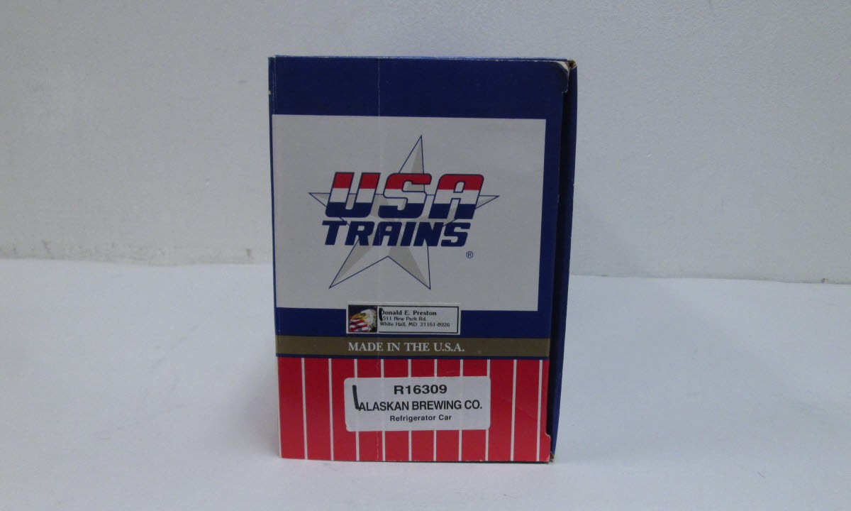 USA Trains 16309 G Alaska Brewing American Series - Woodsided Refrigerator Car