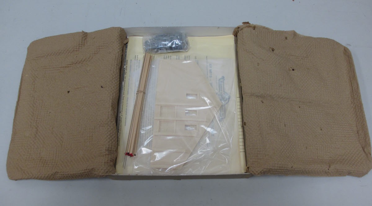 Magnuson Models M519 HO The Powerhouse Building Kit